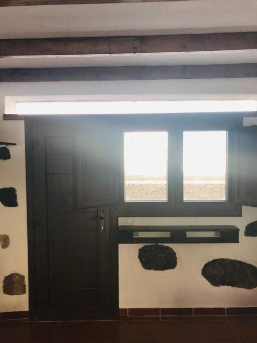 Coqueto Apartamento En El Cuchillo Tinajo Esterno foto